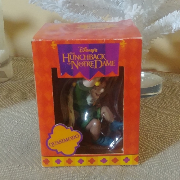 Grolier vintage Quasimodo Christmas Ornament - Picture 4 of 6